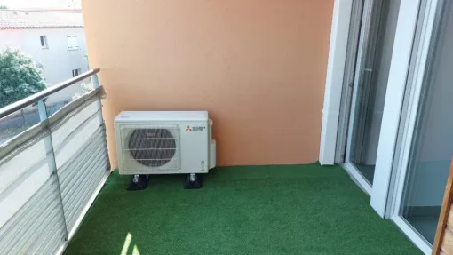 Posé sur plots anti vibration